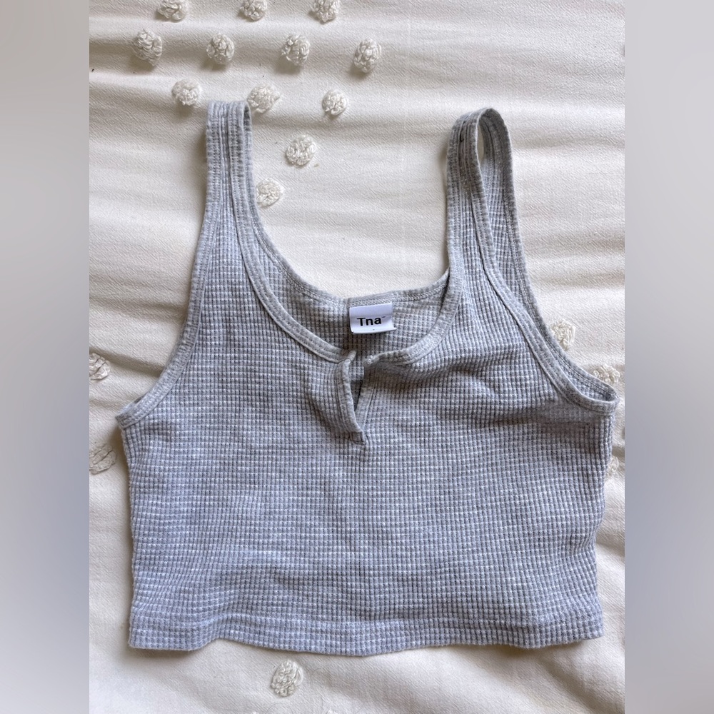 TNA lounge tank